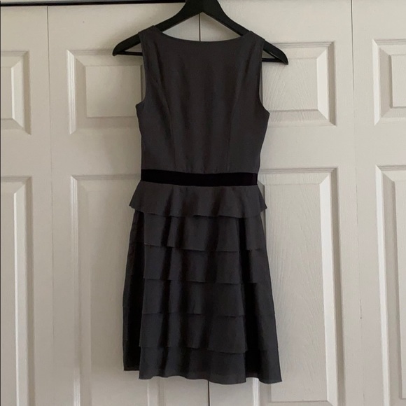 kensie XS Zipper Dress - Picture 5 of 6